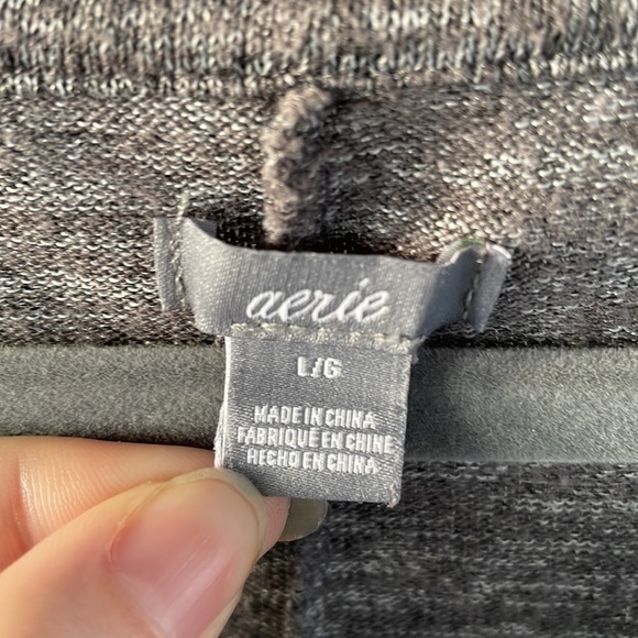 Aerie Sweater Size L - Picture 3 of 5